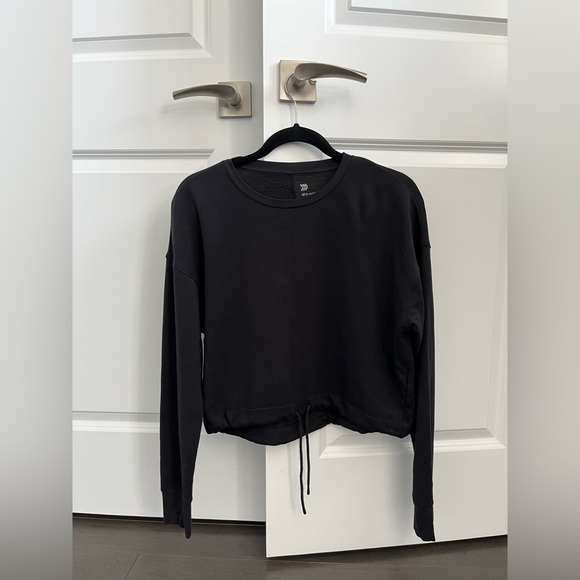 all in motion Tops - All in Motion Women’s Black Slightly Cropped Drawstring Sweatshirt Size S